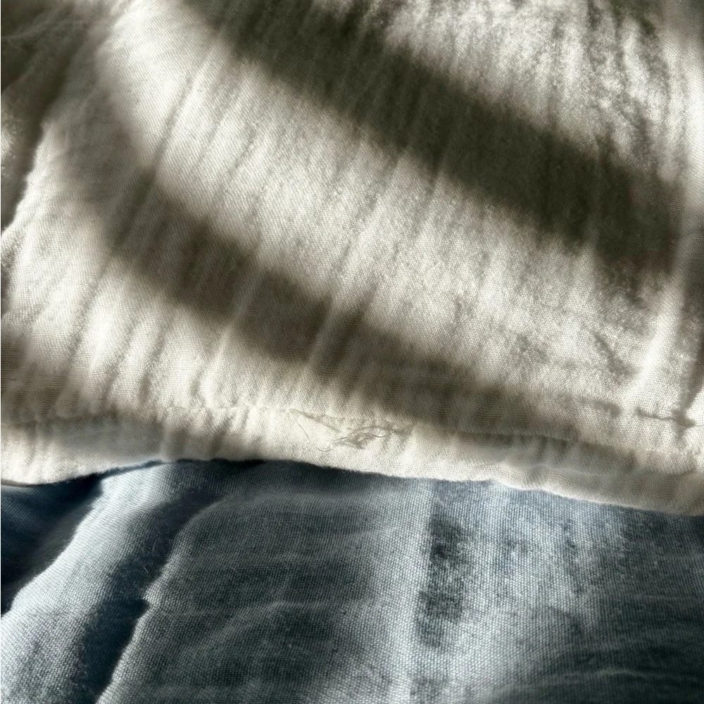 Crate&Barrel Toddler Sized Duvet & Insert - Picture 8 of 13